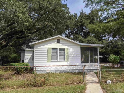 8320 Binkley St, PENSACOLA, FL, 32514-6014 | Card Image