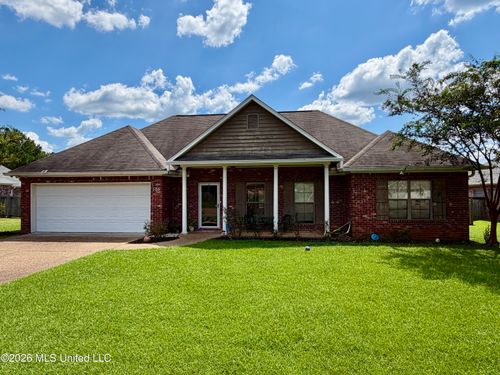 105 Kirkwood Drive, Clinton, MS, 39056 | Card Image