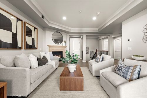 211-401 Bernard St, Costa Mesa, CA, 92627 | Card Image