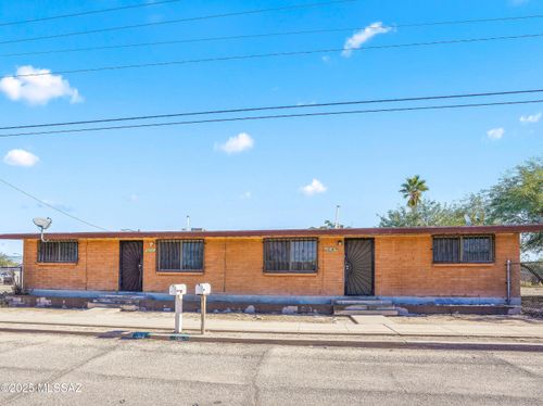 2001 S 3rd Ave, Tucson, AZ, 85713-3506 | Card Image