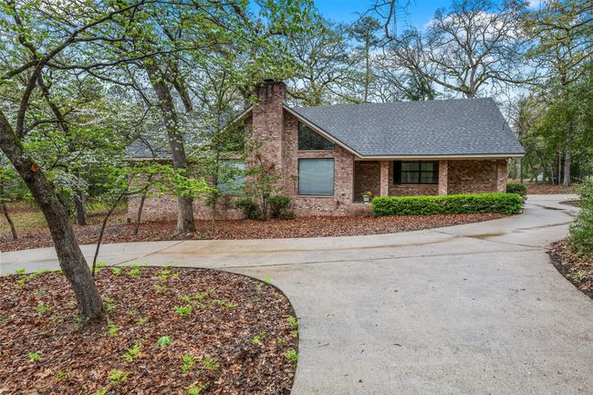 411 Raton Pass, House other with 3 bedrooms, 2 bathrooms and null parking in Holly Lake Ranch TX | Image 22