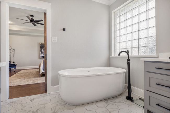 11228 Marsh Wren Cir, House other with 4 bedrooms, 3 bathrooms and null parking in Flint TX | Image 22