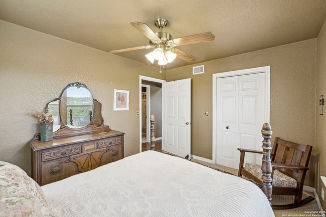 5014 Bump Gate Rd, House other with 3 bedrooms, 2 bathrooms and null parking in Pipe Creek TX | Image 17