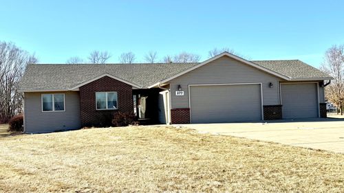 277 Maple Ridge Drive, Henderson, MN, 56044 | Card Image