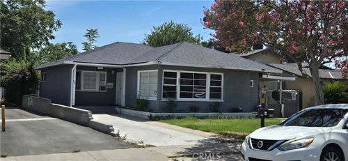 559 W 25th, San Bernardino, CA, 92405 | Card Image