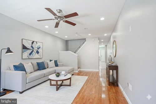 1227 24th Street, PHILADELPHIA, PA, 19146 | Card Image