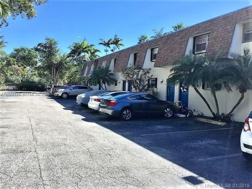 15385 S Dixie Hwy, Palmetto Bay, FL, 33157-1828 | Card Image