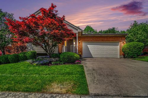 5337 Meadow Estate Dr, Cincinnati, OH, 45247-6998 | Card Image