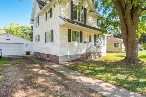 294 N Wisconsin Street, Berlin, WI, 54923 | Card Image