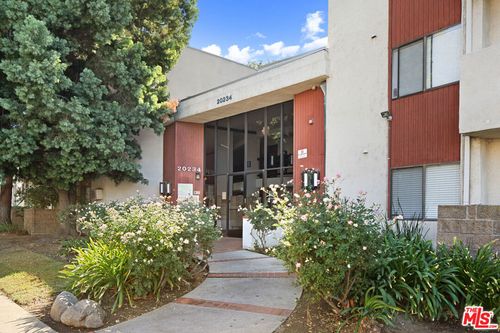 317-20234 Cantara St, Winnetka, CA, 91306-1864 | Card Image