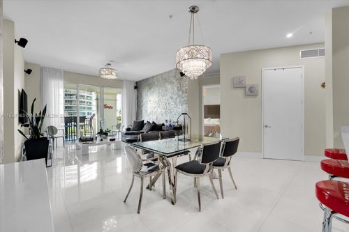 unit-404-200 Sunny Isles Blvd, Sunny Isles Beach, FL, 33160-4399 | Card Image