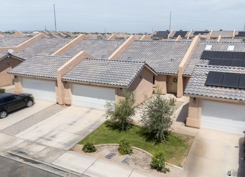 7284 E 39th St, Yuma, AZ, 85365-1427 | Card Image