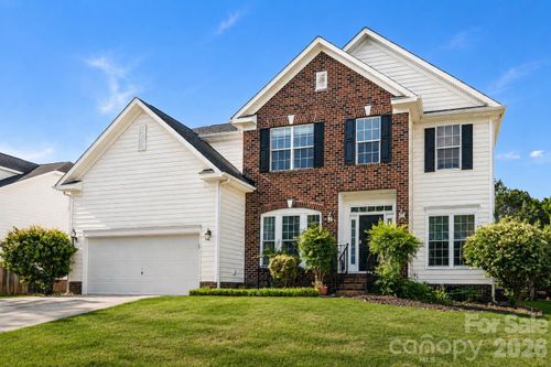 104 Alnwick Ln, Waxhaw, NC, 28173-6527 | Card Image