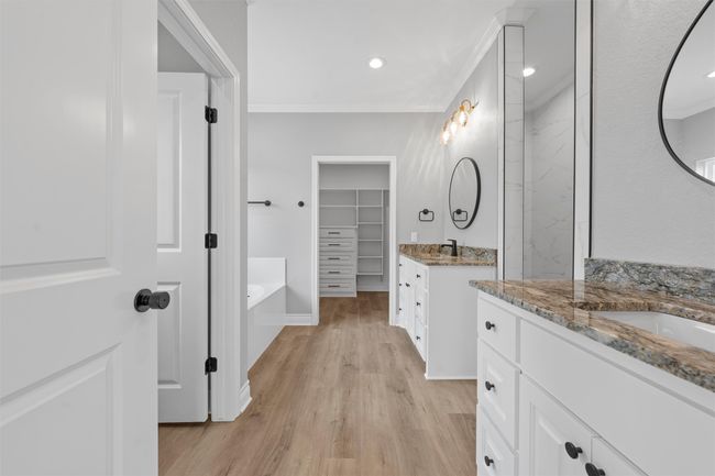 313 Crye Cir, House other with 4 bedrooms, 2 bathrooms and null parking in Robinson TX | Image 12