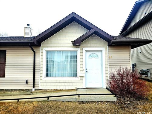 13-135 Keedwell Street, Saskatoon, SK, S7W0A3 | Card Image