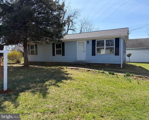 90 Bugle Ln, KEARNEYSVILLE, WV, 25430-4754 | Card Image