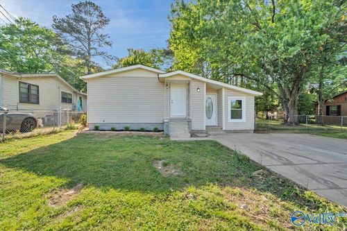 1804 Hine Street S, Athens, AL, 35611 | Card Image