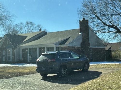 2811 E Hickory Blf, Memphis, TN, 38128-5474 | Card Image