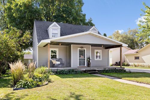 221 Park St E, New Germany, MN, 55367-4703 | Card Image