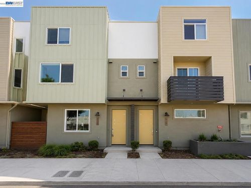 977 24th St, Oakland, CA, 94607-1593 | Card Image