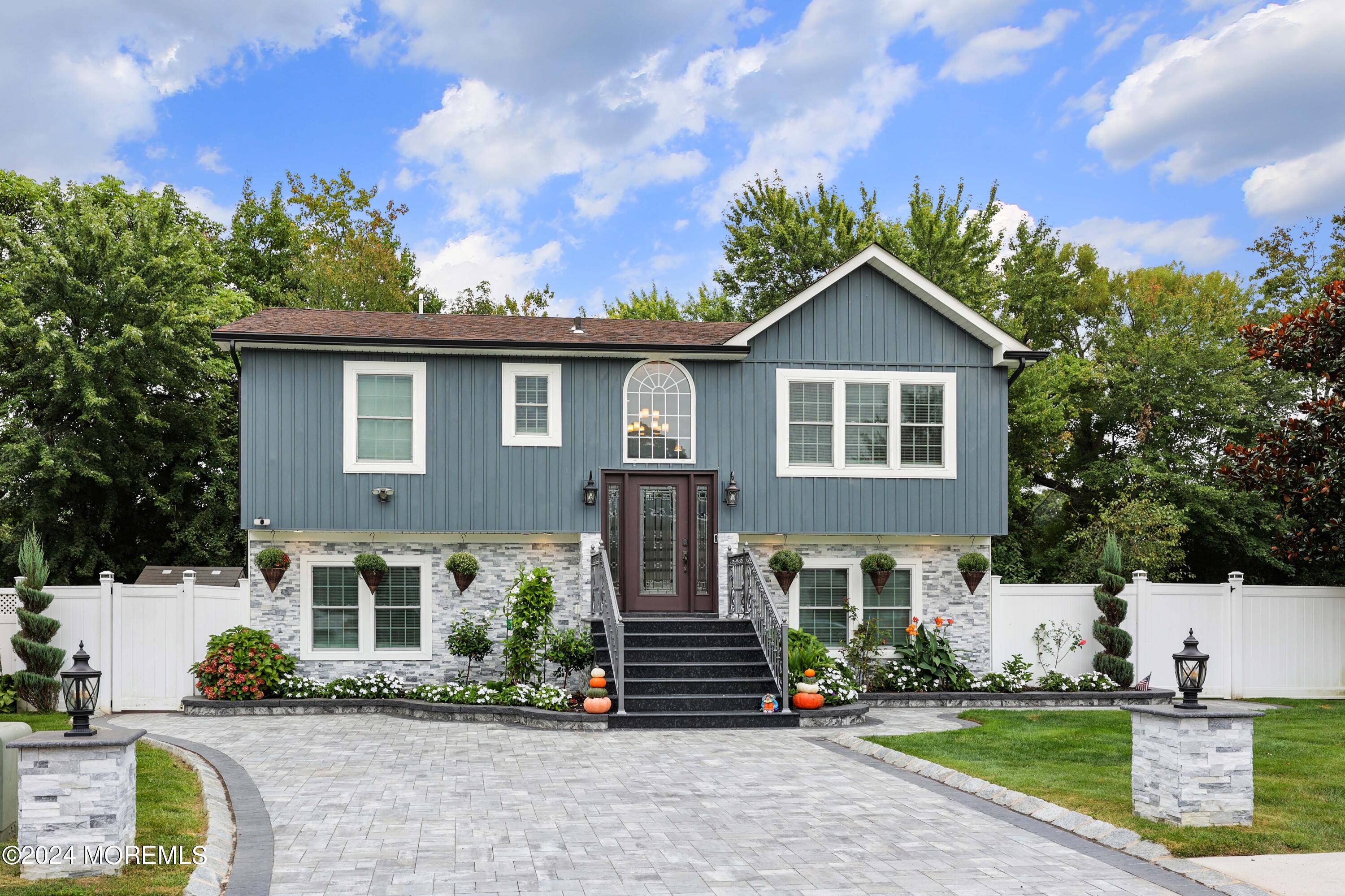 Forest Ave, North Middletown, NJ 07748