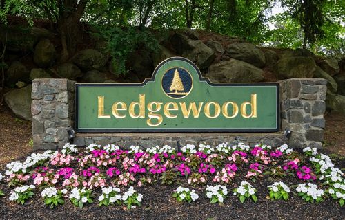 apt-20-3 Ledgewood Way, Peabody, MA, 01960-1355 | Card Image