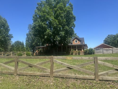 5533 Old Sams Creek Rd, Pegram, TN, 37143-2929 | Card Image