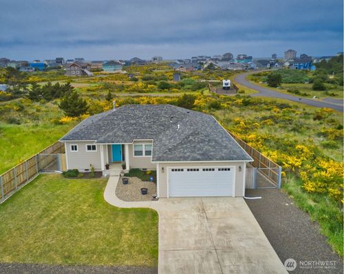 1409 Diamond Head Ave Sw, Ocean Shores, WA, 98569-9661 | Card Image