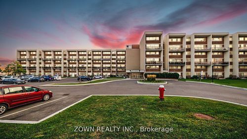 203-1050 Stainton Dr, Mississauga, ON, L5C2T7 | Card Image