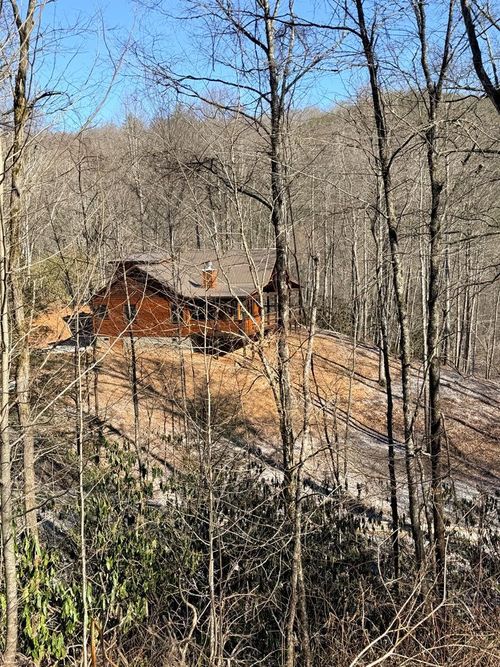 308 Black Bear Trl, Topton, NC, 28781-0227 | Card Image