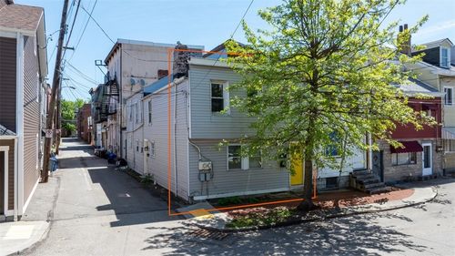 910 James St, Allegheny, PA, 15212-4823 | Card Image