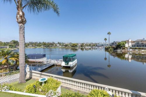 1462 La Loma Dr, San Marcos, CA, 92078-4737 | Card Image