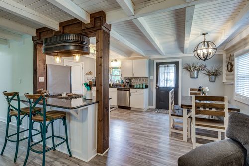 7547 Elm Springs Rd, Orlinda, TN, 37141-2209 | Card Image