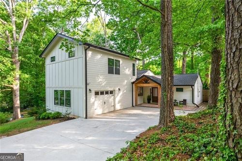 1461 Lively Ridge Rd Ne, Atlanta, GA, 30329-3709 | Card Image