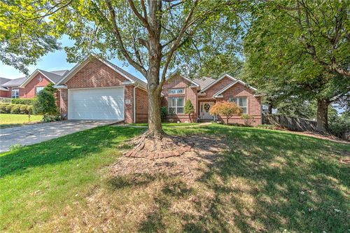 2024 Stonebrook St, Springdale, AR, 72762-6012 | Card Image