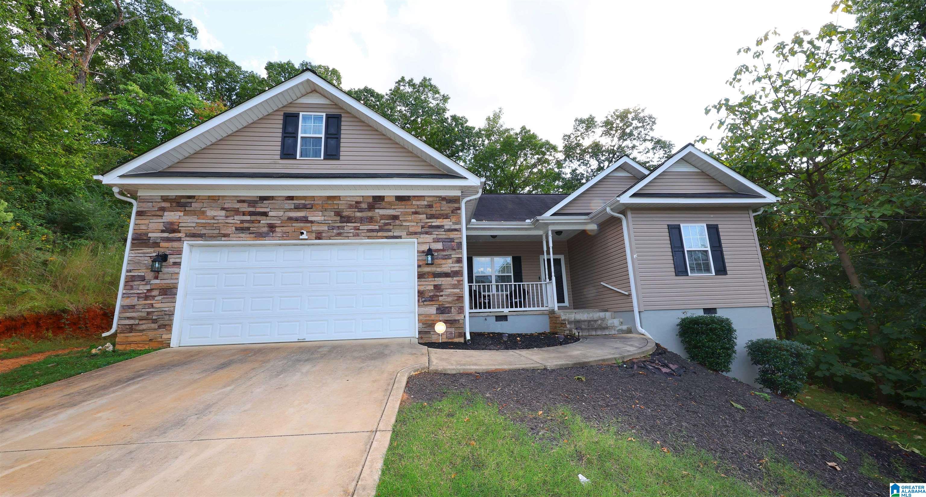 Harrison St, Anniston, AL 36201