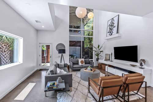 5103 Milam St, Dallas, TX, 75206-6513 | Card Image