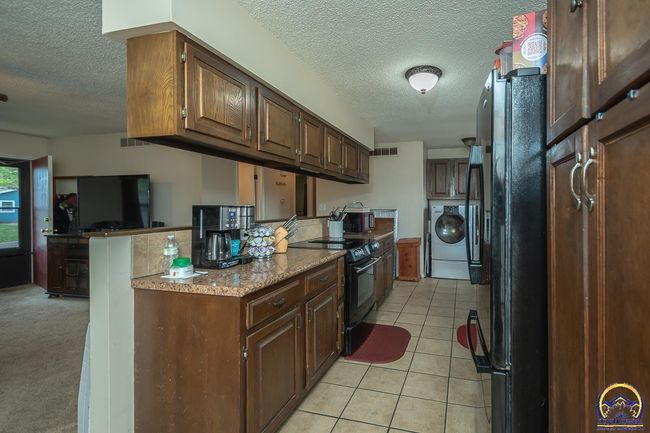8833 Hickory Ln, House other with 3 bedrooms, 2 bathrooms and null parking in Ozawkie KS | Image 12