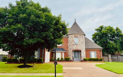 2339 Meverett Cv, Cordova, TN, 38016-2341 | Card Image
