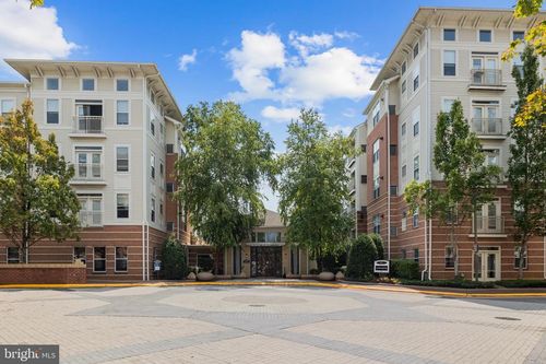 218-9486 Virginia Center Blvd, VIENNA, VA, 22181-4805 | Card Image