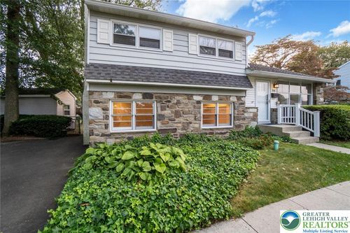 898 Walnut Rd, Warminster, PA, 18974-4165 | Card Image