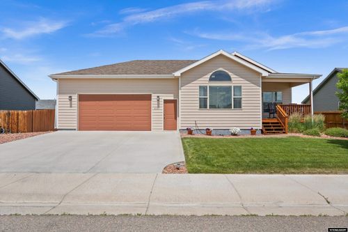 2130 Kalina Trl, Bar Nunn, WY, 82601-6457 | Card Image