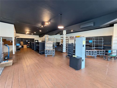 208 5th St, Courtenay, BC, V9N1J6 | Card Image