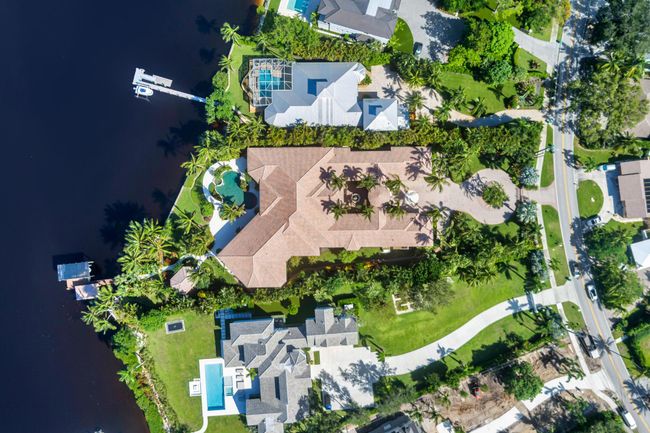 19223 Riverside Dr, House other with 5 bedrooms, 6 bathrooms and null parking in Tequesta FL | Image 67