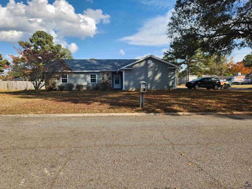 100 Northspring Ct, Warner Robins, GA, 31093-1658 | Card Image