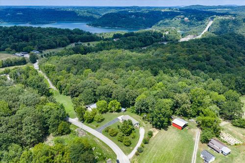 3041 Old Highway 42 S, Monroe, TN, 38573-4120 | Card Image