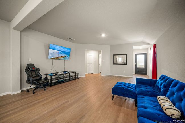 31646 Untrodden Way, House other with 4 bedrooms, 2 bathrooms and null parking in Bulverde TX | Image 8
