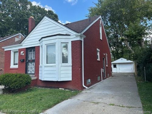 19354 Biltmore St, Detroit, MI, 48235-2443 | Card Image
