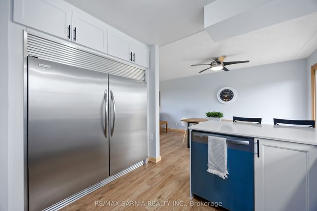 4186 Fairweather Rd, House other with 4 bedrooms, 2 bathrooms and 6 parking in Petrolia ON | Image 14