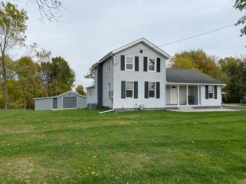 690 Upton Ave, Springfield, MI, 49037-4830 | Card Image